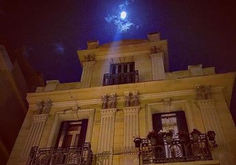 10 Penampakan Supermoon Dari Berbagai Belahan Dunia, Mulai Asia Hingga Eropa