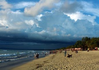 Manusia Mulai Berpikir Tinggalkan Pesisir Pantai