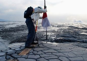 Lumpur Sidoarjo Tak Akan Berhenti dalam Waktu Dekat
