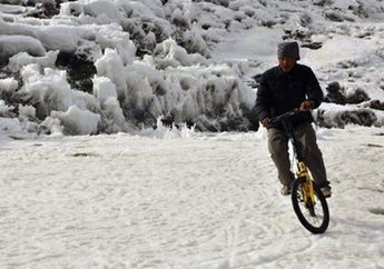 Bersepeda di Everest