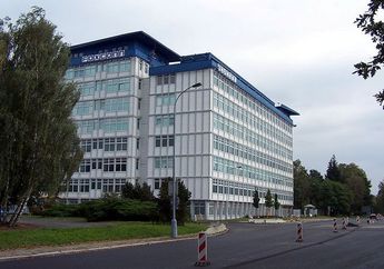 Sejuta Robot Pengganti Manusia