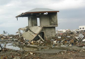 Pengungsi Gempa Aceh Capai 50 Ribu