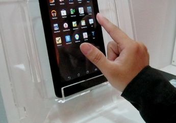 Awas, "Smartphone" Bikin Mata Rabun Jauh