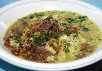 Memburu Soto H. Achri Hingga ke Gang Sempit