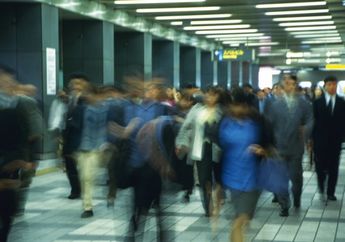 Laju Penurunan Jumlah Penduduk Jepang Capai Rekor