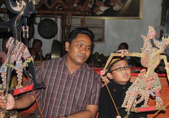 Cerita Pedalang Tiga Generasi