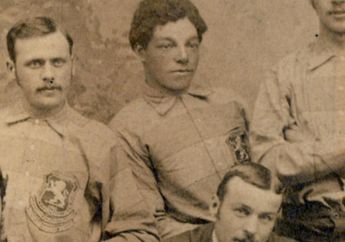 12 Maret 1881: Pemain Internasional Kulit Hitam Pertama