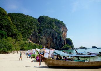 Senyum Itu Masih Mengembang di Thailand