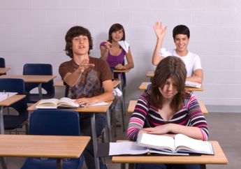 Siswa Populer Cenderung Lebih Kejam