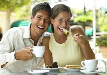 Tujuh Trik Diet Saat Makan di Luar