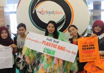 Warga Surabaya Diajak Mengganti Pemakaian Kantong Plastik