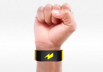 Gelang Ini Dapat Menghilangkan Kebiasaan Buruk Pemakai