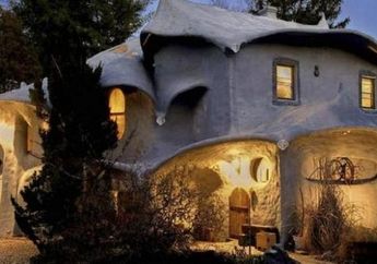 "Rumah Hobbit" Dijual Rp14,5 Miliar