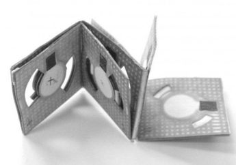 Seorang Insinyur Teknik Membuat Baterai Origami