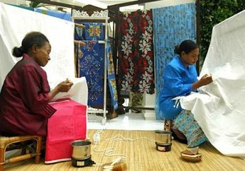 Nuansa Laut Menjadi Ciri Khas Batik Raja Ampat