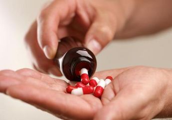 Apa Bahaya Konsumsi Obat Jangka Panjang?