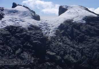 Carstensz Pyramid Jadi Wisata Minat Khusus