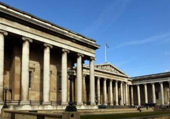 Iliad, Puisi Terpanjang di Dunia, dibacakan di London