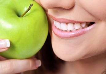 5 Cara Sehat Cegah Gigi Kuning
