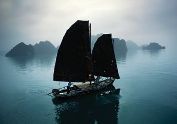 Situs Warisan Dunia Teluk Ha Long