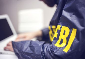 Lindungi Privasi, Direktur FBI Gunakan Cara Unik Ini