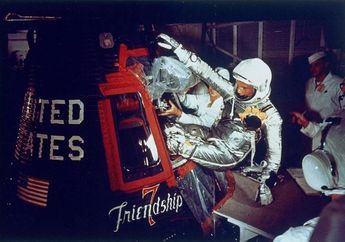 Apa Yang John Glenn Katakan Pada National Geographic Dalam Wawancara Terakhirnya