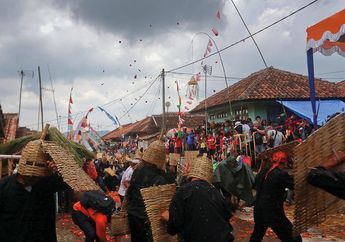 Perang Tomat