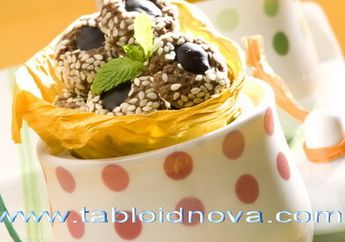Kue Kering Wijen Cokelat
