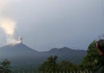 Aktivitas Gunung Slamet Meningkat