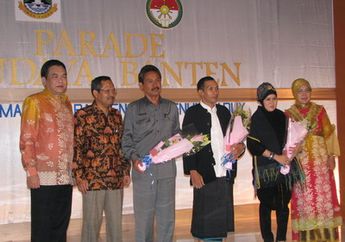 Parade Budaya Banten 2009, Upaya Mengangkat Batik dan Tenun Banten