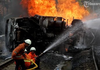 Penyebab Tabrakan Truk Tanki Vs Kereta Masih Teka-Teki