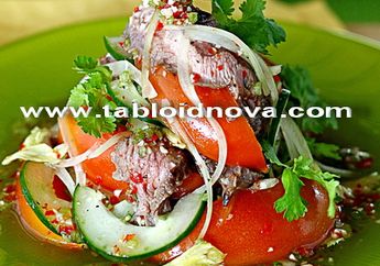 Yum Neua (Thai Beef Salad)