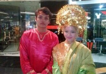 Annisa Loncat Saat Angkot Melaju 40 Km/Jam