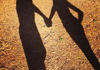 Bintang Serial Ini Makin Lengket dengan Sang Pacar