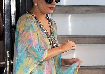 Wah, Lady Gaga Pakai Kaftan Panjang Saat Bertandang ke Turki!