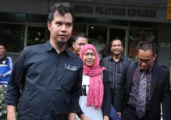 Ahmad Dhani Laporkan Seorang Promotor ke Polisi
