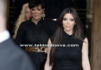 Ketika Keluarga Kardashian Reuni di Paris