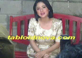 Dewi Perssik: Di Rutan Tidur Enak dan Tepat Waktu