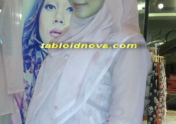Puput Melati Tak Urusi Pekerjaan Ustaz Guntur Bumi