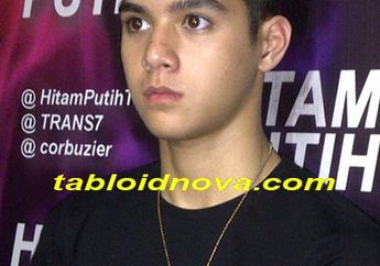 Pevita Pearce Perempuan Idaman Al Ghazali