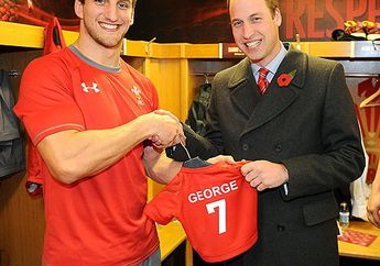Seragam untuk Pangeran George