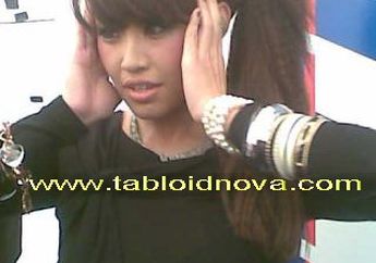 Pinkan Mambo Terobsesi Anggun dan Agnes Monica