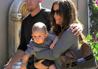 Waduh! Alanis Morisette Digugat Mantan Nanny