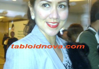 Sang Bunda Dilarikan ke Rumah Sakit, Ini Kata Venna Melinda