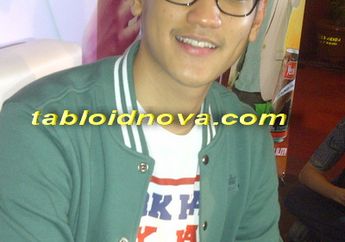 Rahasia Senyum Afgan