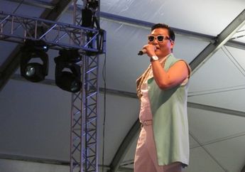 PSY "Pensiunkan" Gangnam Style