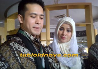 Olla Ramlan: Ini Umrah Pertama Saya