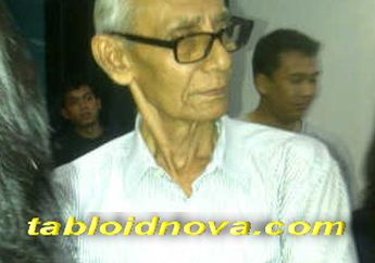 Wanda Hamidah Dikunjungi Sang Ayah