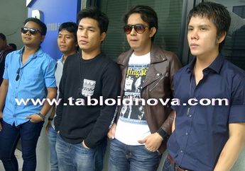 Pembebasan Ariel Disambut Armada