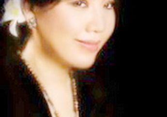 Anne Avantie Phobia Pesawat Terbang